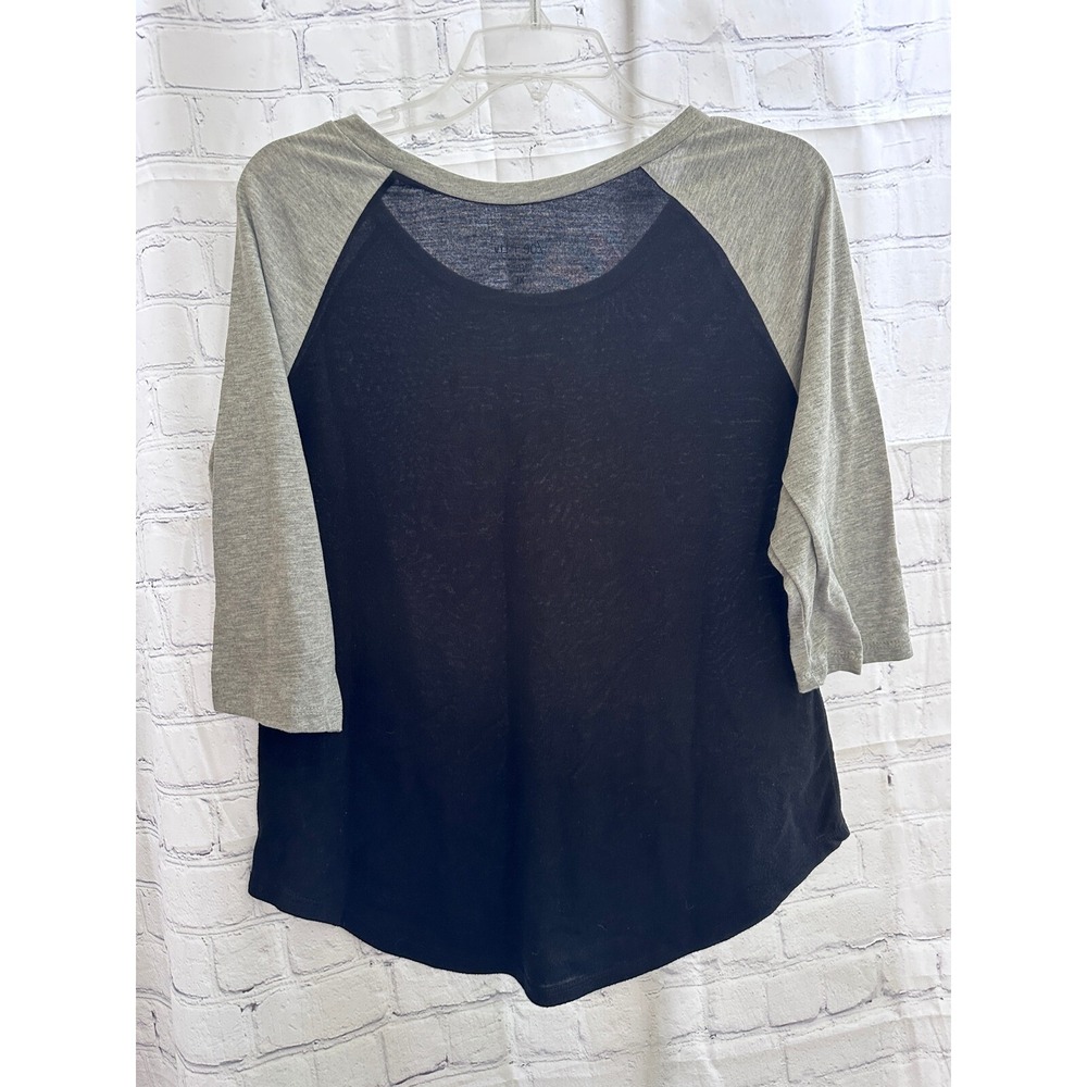 Zoe + Liv Merry Christmas Raglan Tee‎ Holiday Top Lights XL - Picture 3 of 3